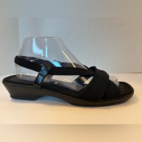Mootsies Tootsies black open toe slingback sandals size 8.5 M - Picture 3 of 10